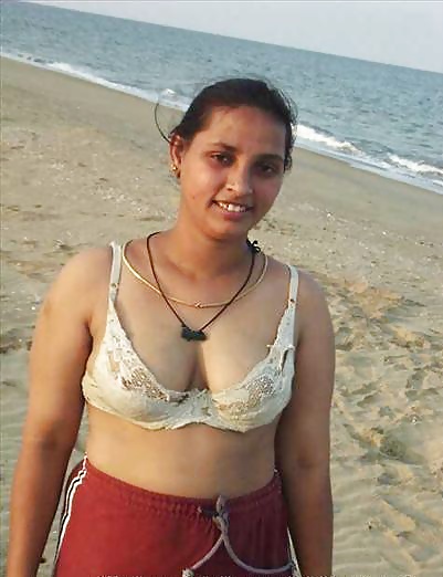 Indian Fett Sexy Aunty #27947634