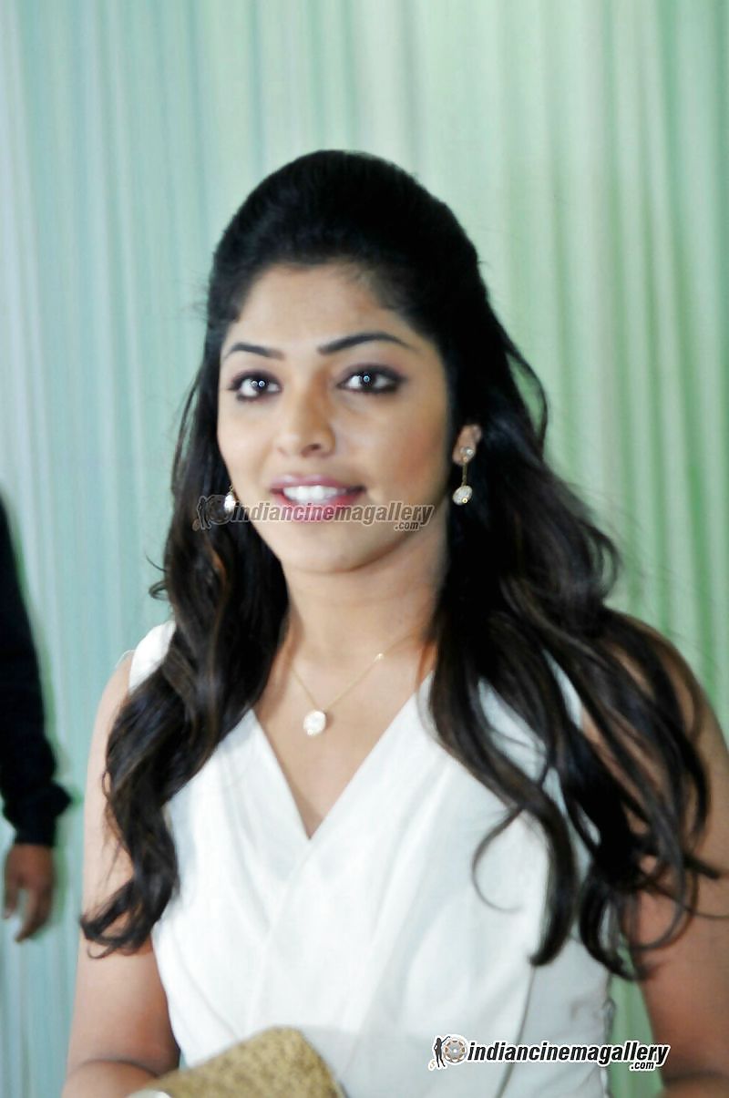 Chaud Face-rima Kallingal #23385390