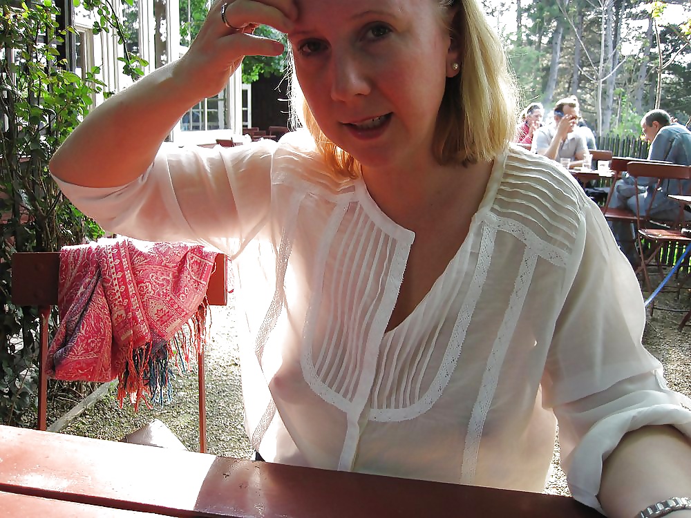 See throug, pokies, oops, flashing #31433100