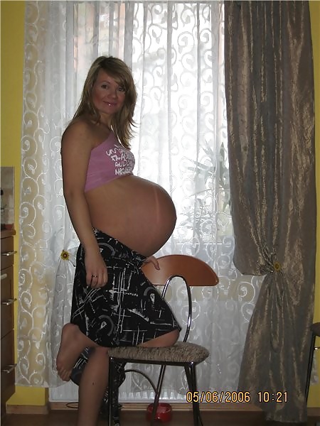 Pregnant class 1 #40465872