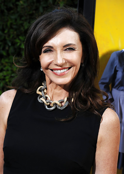 Mary steenburgen-diosa madura
 #34700262