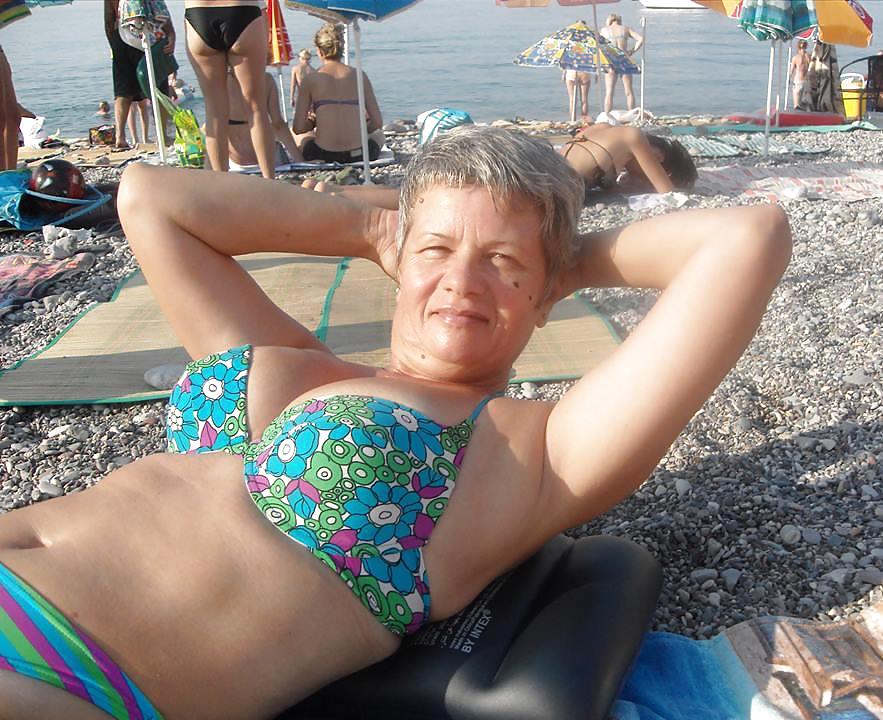 Gros Seins Granny Serbian #24921708