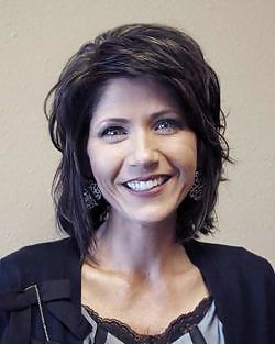 Amo masturbarmi a Kristi Noem conservatore
 #25186894