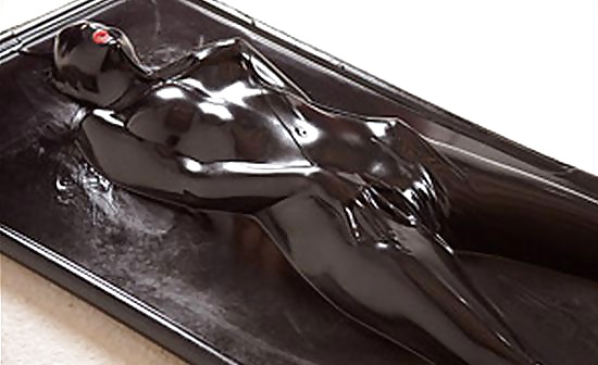 Moi en maid chez moi
 #27003167