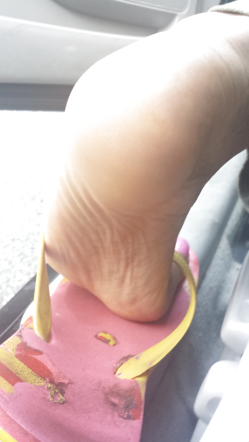 Pink toes 
 #35950402