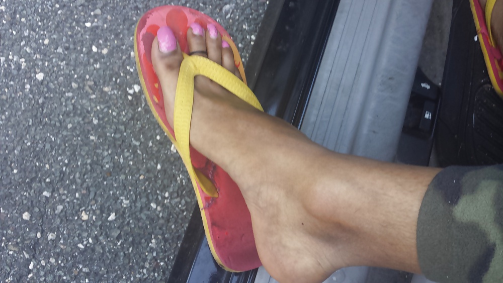 Pink toes 
 #35950412