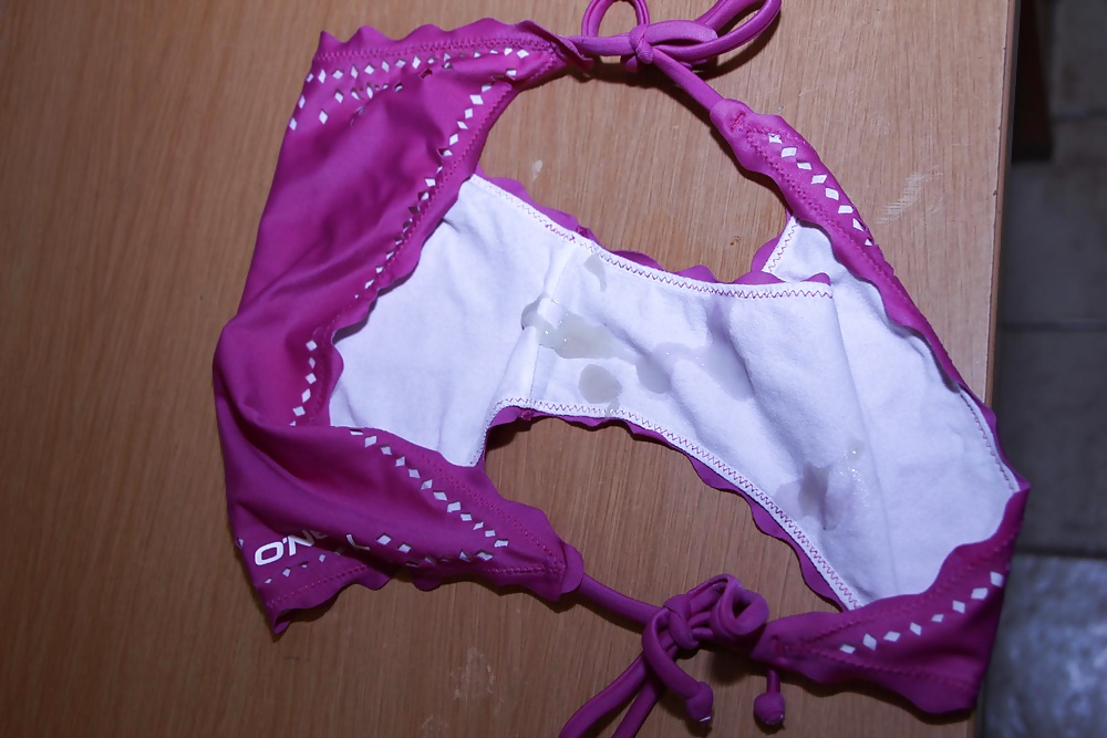 Bikini Hoesschen Besamt von DCH001 Frau #29729980