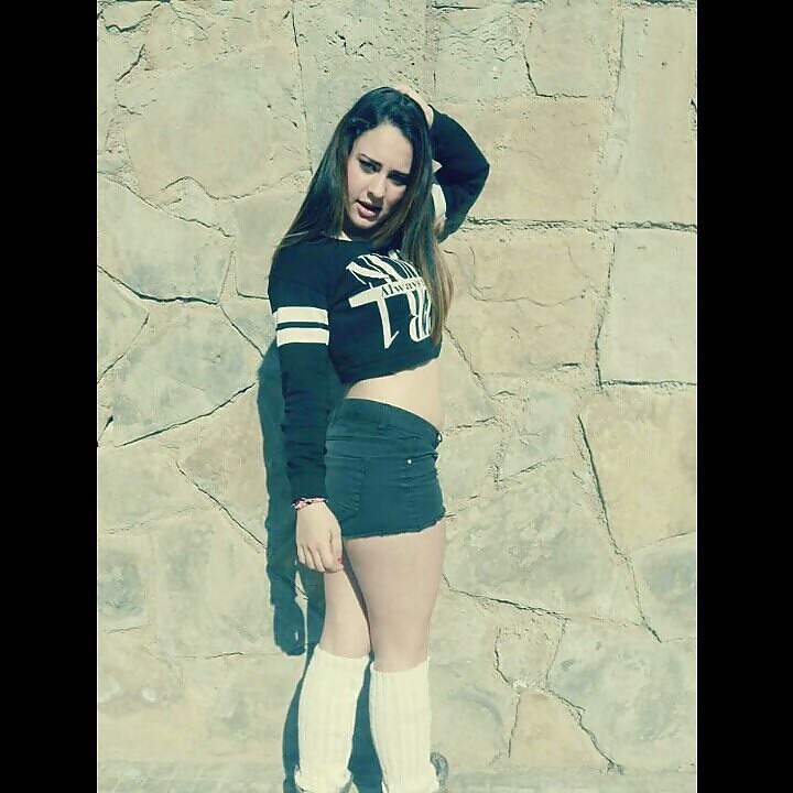 Cara curvy teen
 #39904448