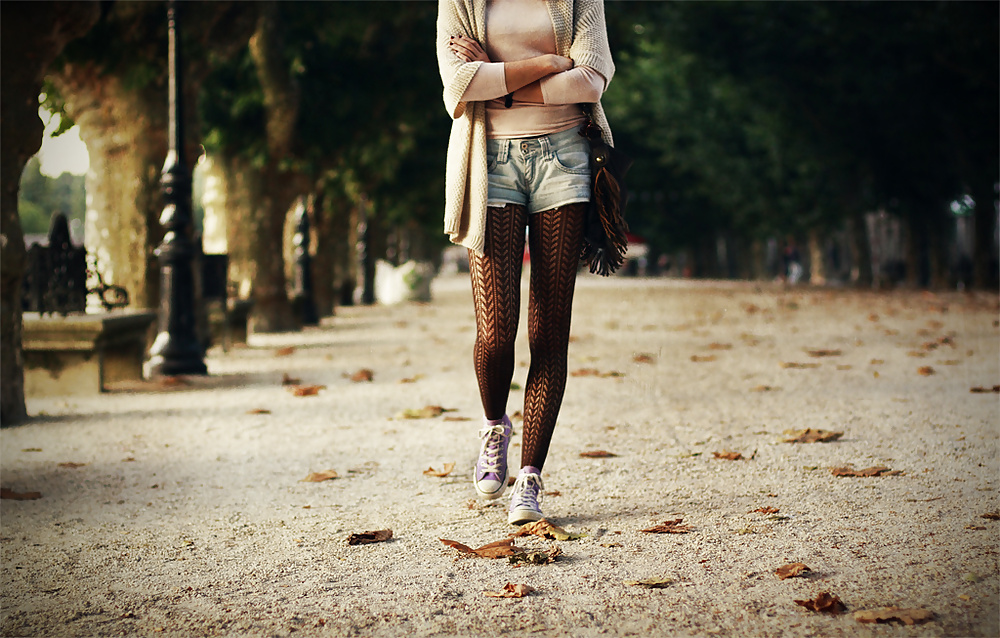 Chicks in Chucks - Part 4 #25298087