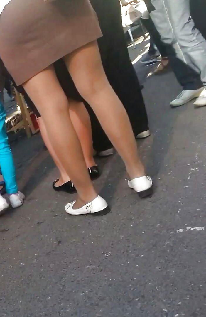 Spy skirt and feet romanian #27257419