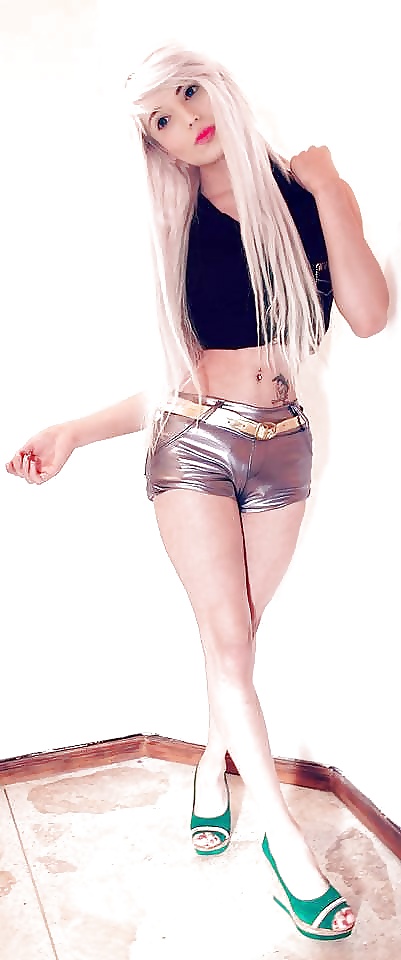 What I NEED 3: Female style guides #33795734