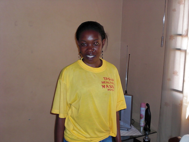 Uganda Mädchen #40179238
