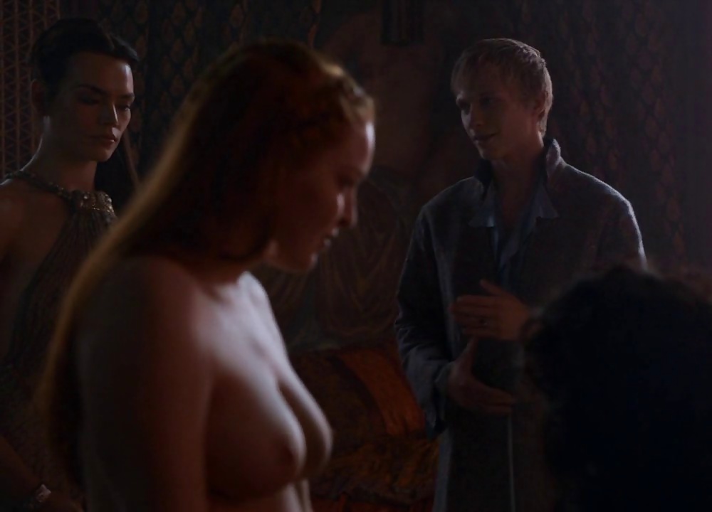 Nude whores and wenches of Game of Thrones #25340409