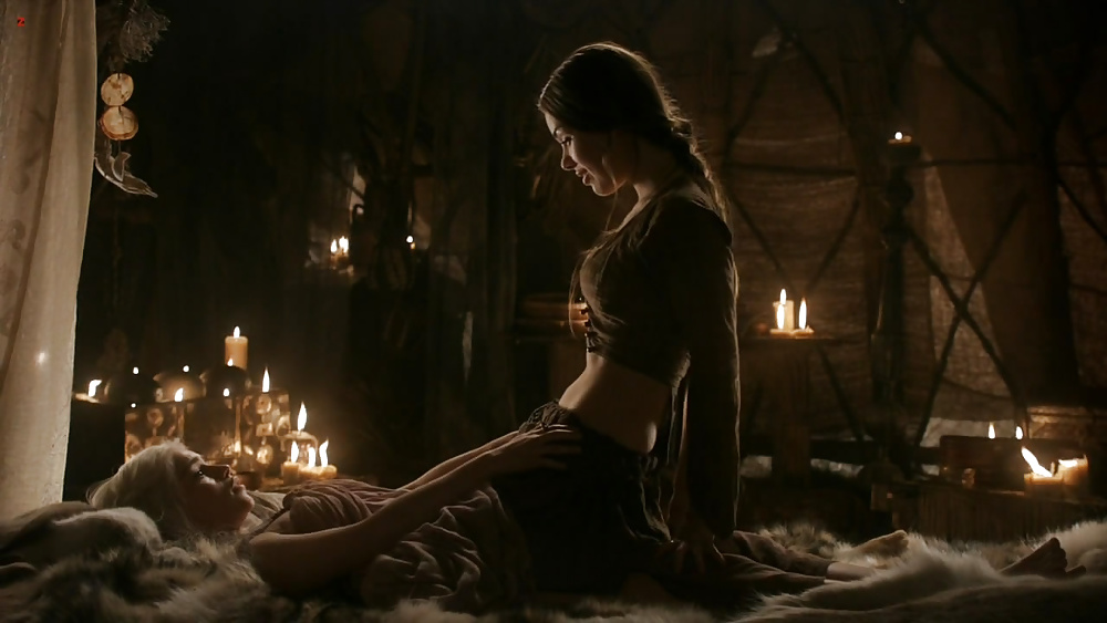 Nude whores and wenches of Game of Thrones #25340588