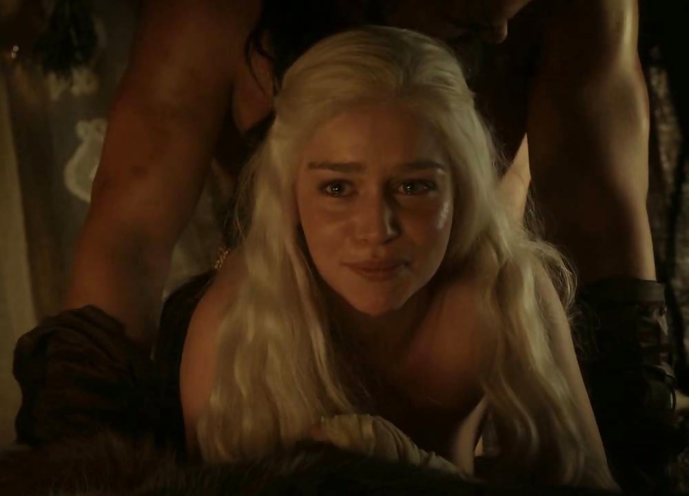 Nude whores and wenches of Game of Thrones #25340796