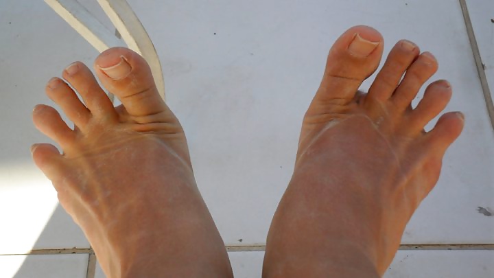 Feet soles piedi e ......... #25701988