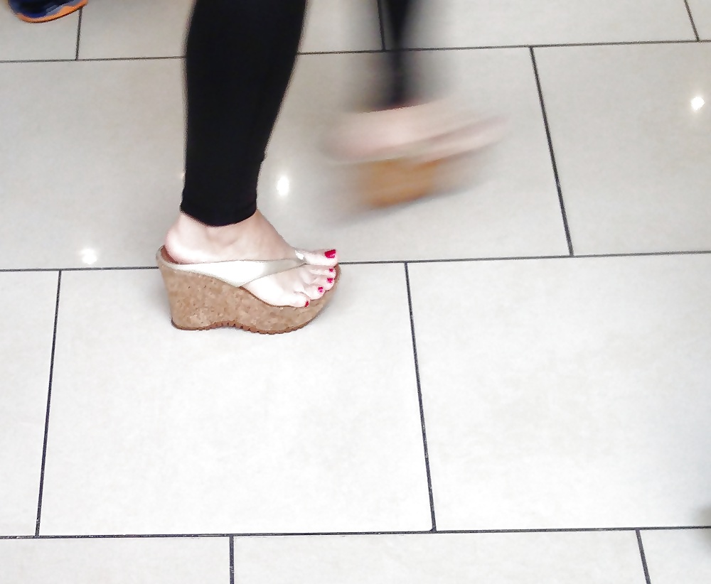Piedi & Zoccoli #30724450