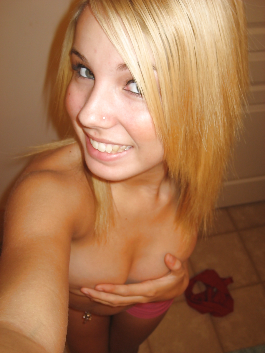 Blond Teen Girl with amazing body Selfshot 2of3 #23372326