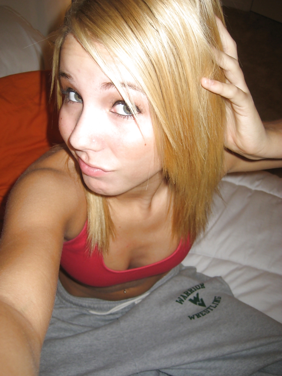 Blond Teen Girl with amazing body Selfshot 2of3 #23372674