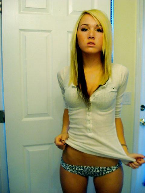 Blond Teen Girl with amazing body Selfshot 2of3 #23372725