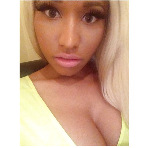 Nicki Minaj Nuttig Instagram Bilder #36535159
