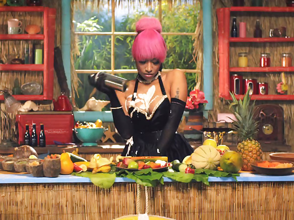Nicki Minaj's 'Anaconda' Video #32911289