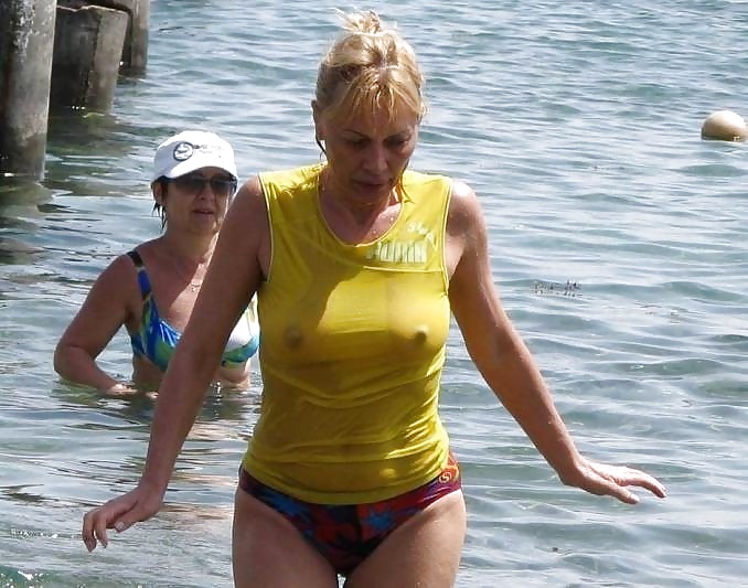 Only the best amateur mature ladies at the beach 12. #29061212