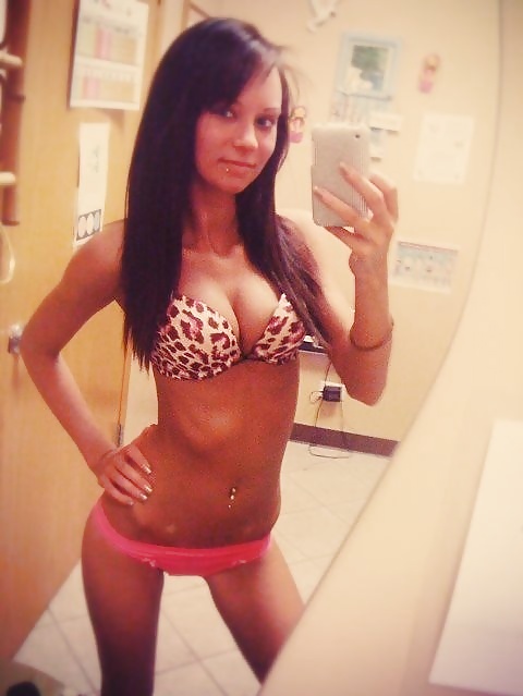 Selfies 5
 #25940871