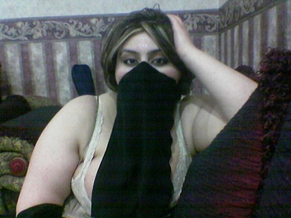 Arabische Hijab Und Niqab #37683702