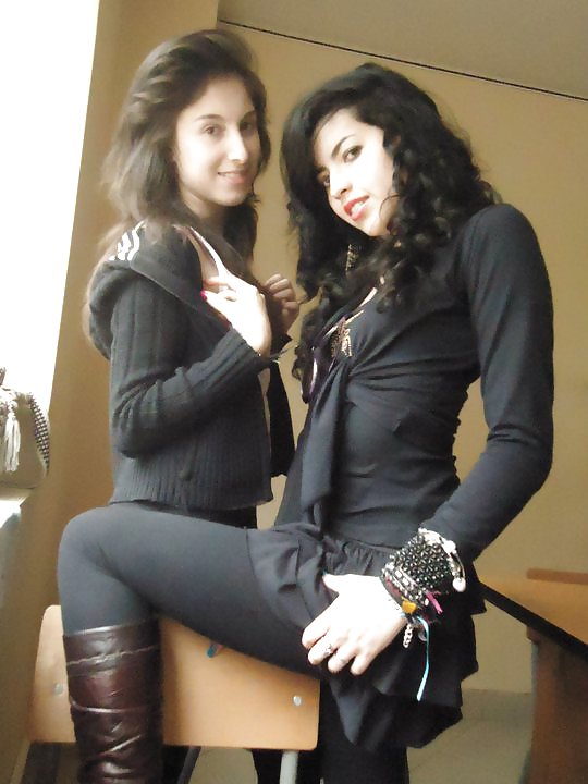Unas puticas de la u
 #34924994