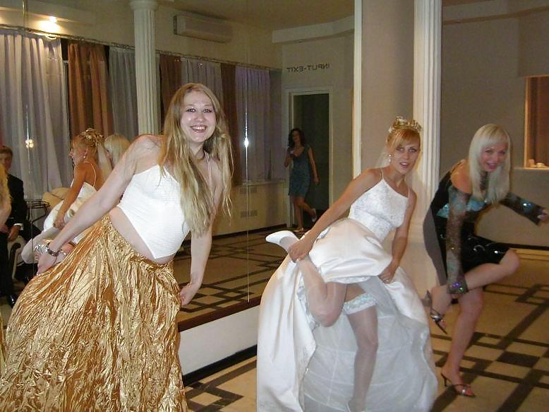 結婚式のアップスカート
 #35179750