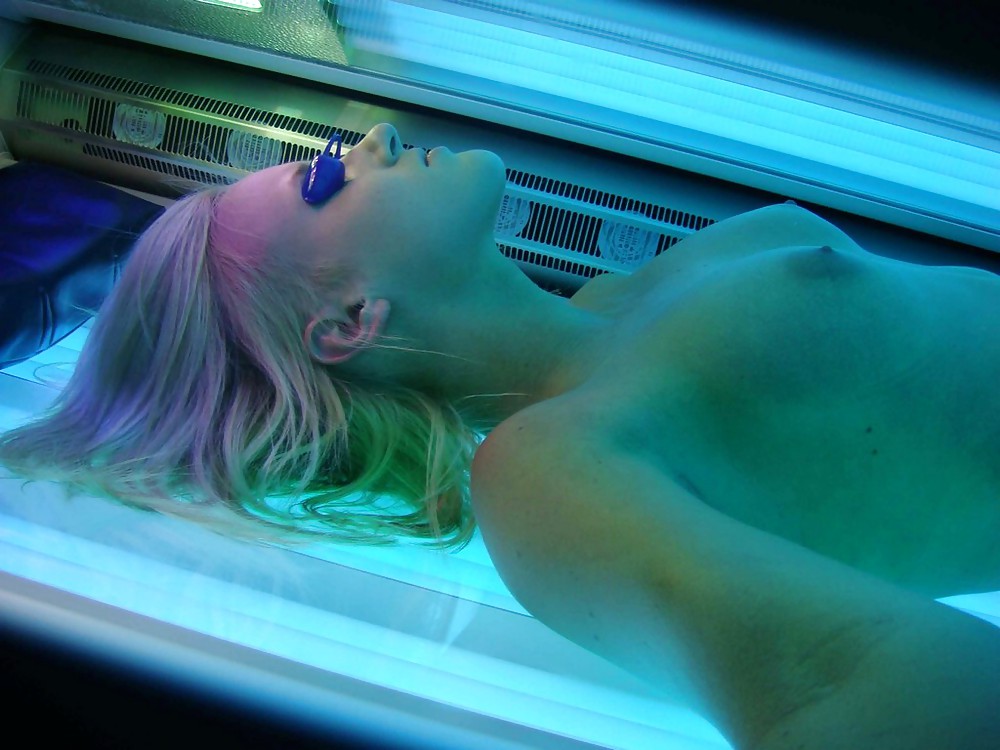 Blonde in a solarium #36346871