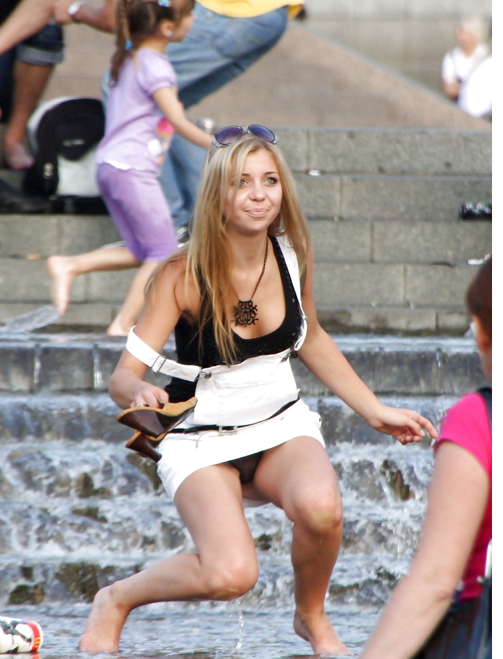 Camisas arriba
 #39590251