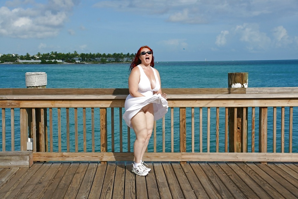 Camisas arriba
 #39590317