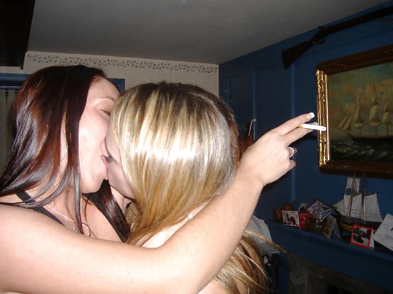 Smoking Babes - Lesbian Kissing #24881373