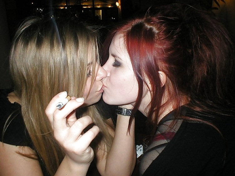Smoking babes - lesbian kissing
 #24881418