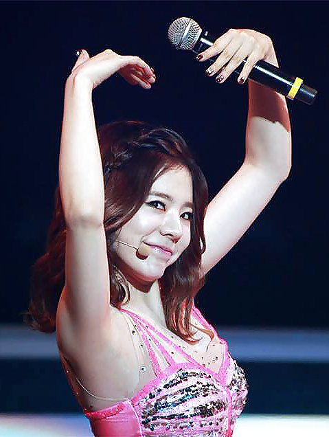 Lee Soon-kyu's armpits (Girls' Generation). #26338077