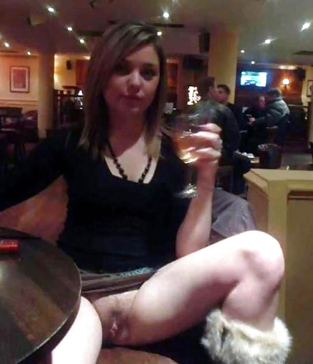 公衆の面前での淫らな行為
 #37324368