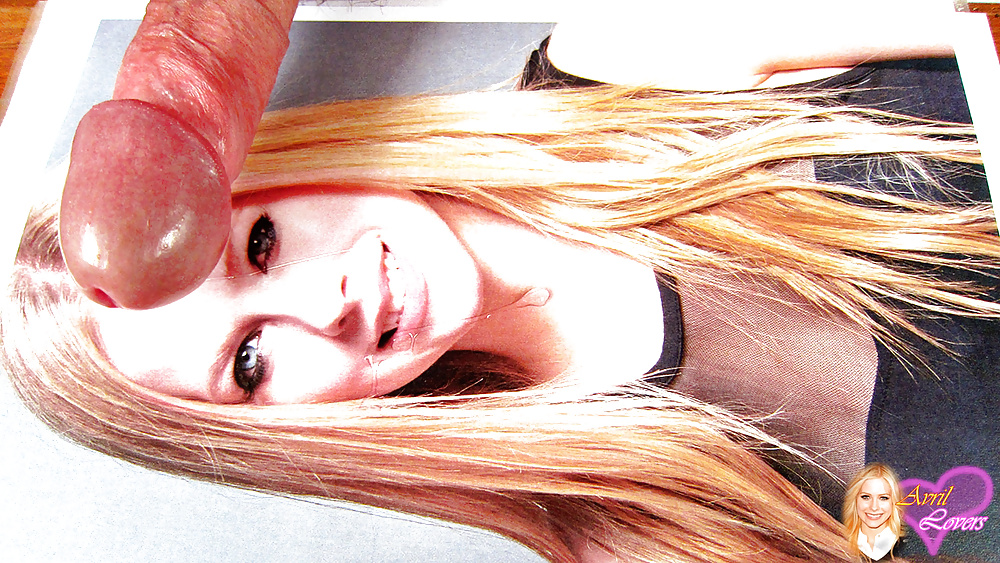 Beauty Avril #27998975