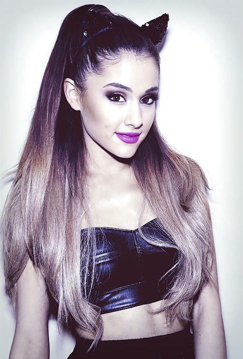 Ariana grande xx
 #31854056