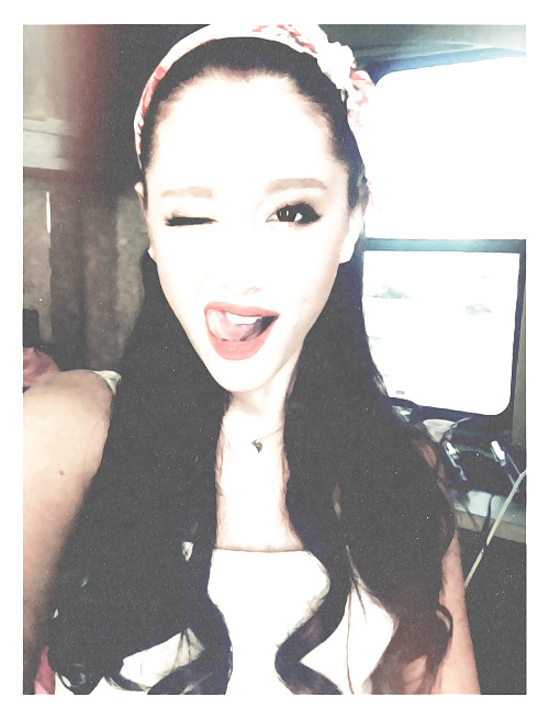 Ariana grande xx
 #31854074