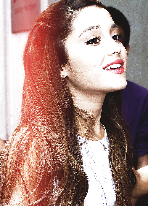 Ariana grande xx
 #31854076