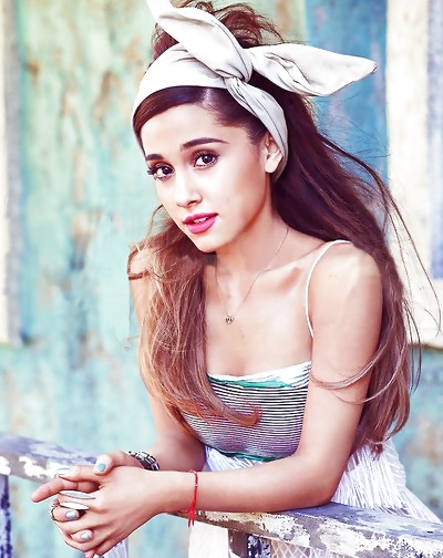 Ariana grande xx
 #31854085