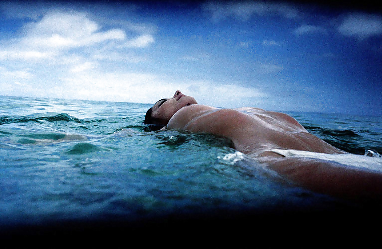 Fluid. #29324820