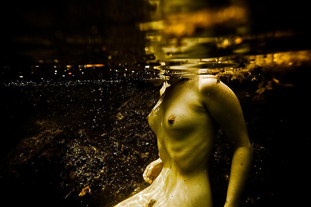 Fluid. #29325104