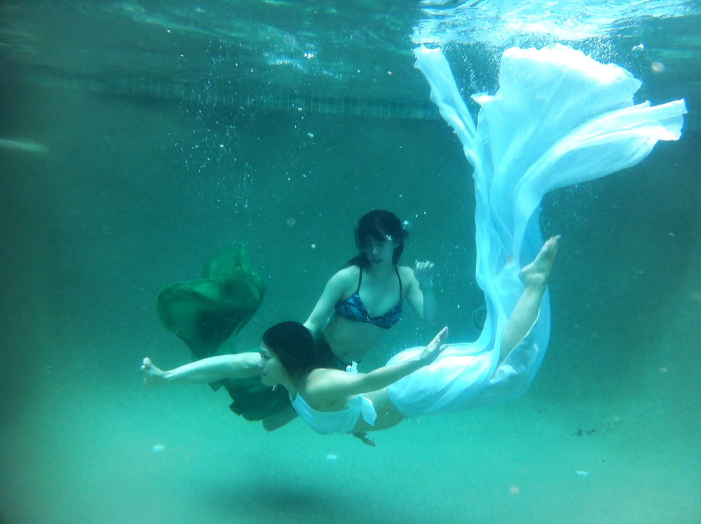 Fluid. #29325193