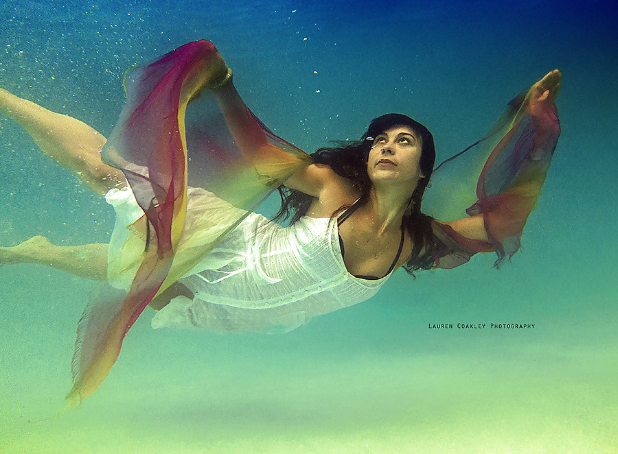 Fluid. #29325327