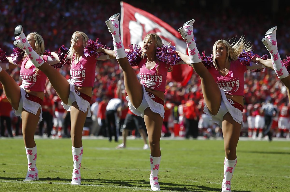 NFL Cheerleaders 2 - pantyhose and cameltoes (non-nude) #29165905