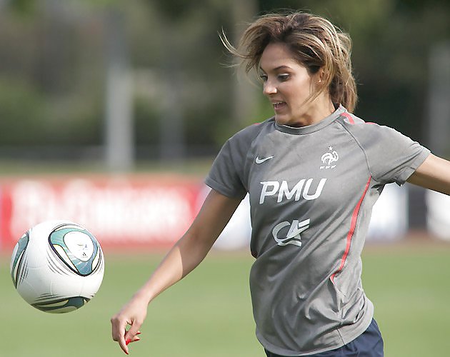 Louisa Necib  #23646877