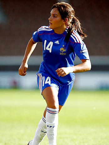 Louisa Necib  #23646887